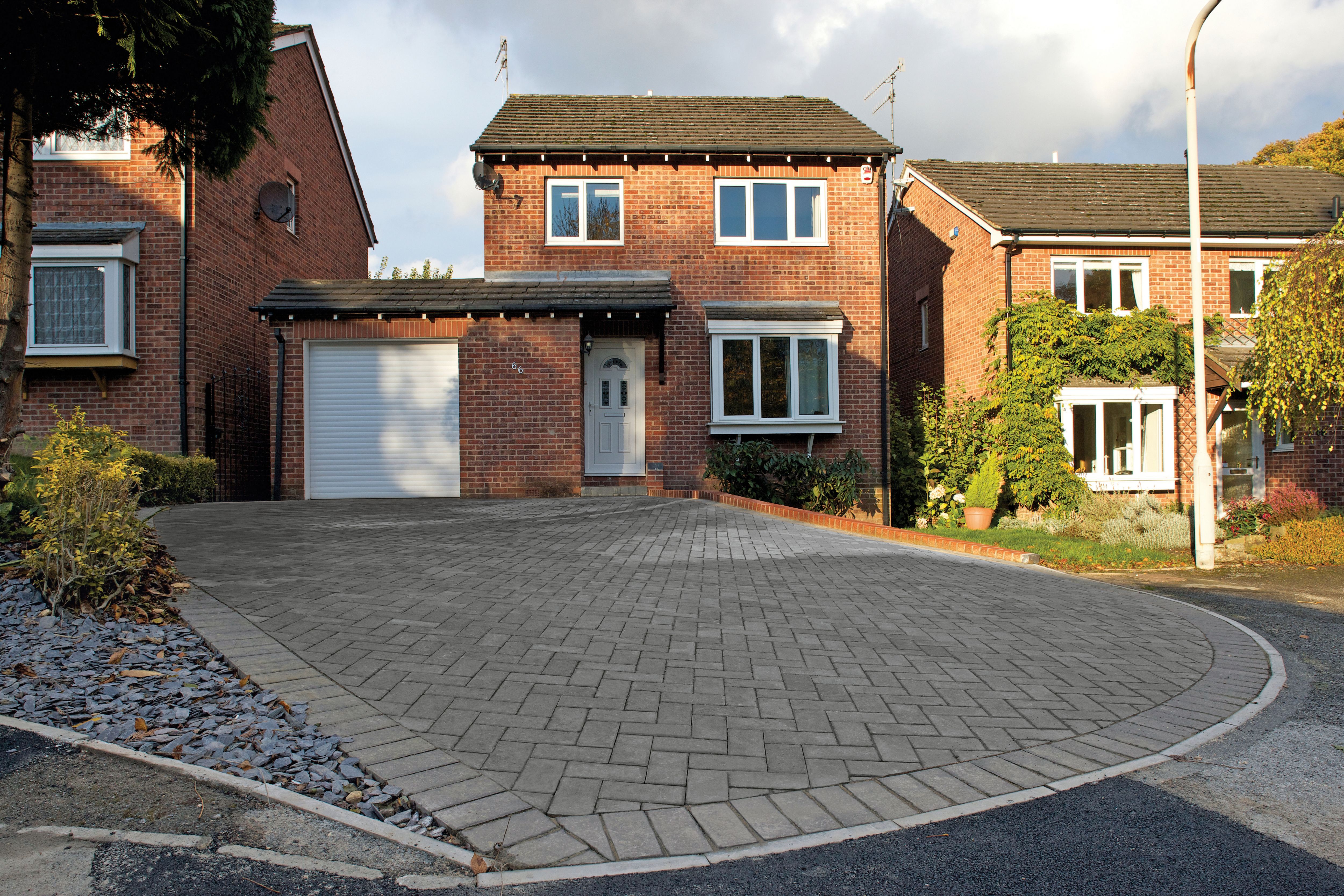 Image of Marshalls Driveway Block Paving - Charcoal 200 x 100 x 50mm