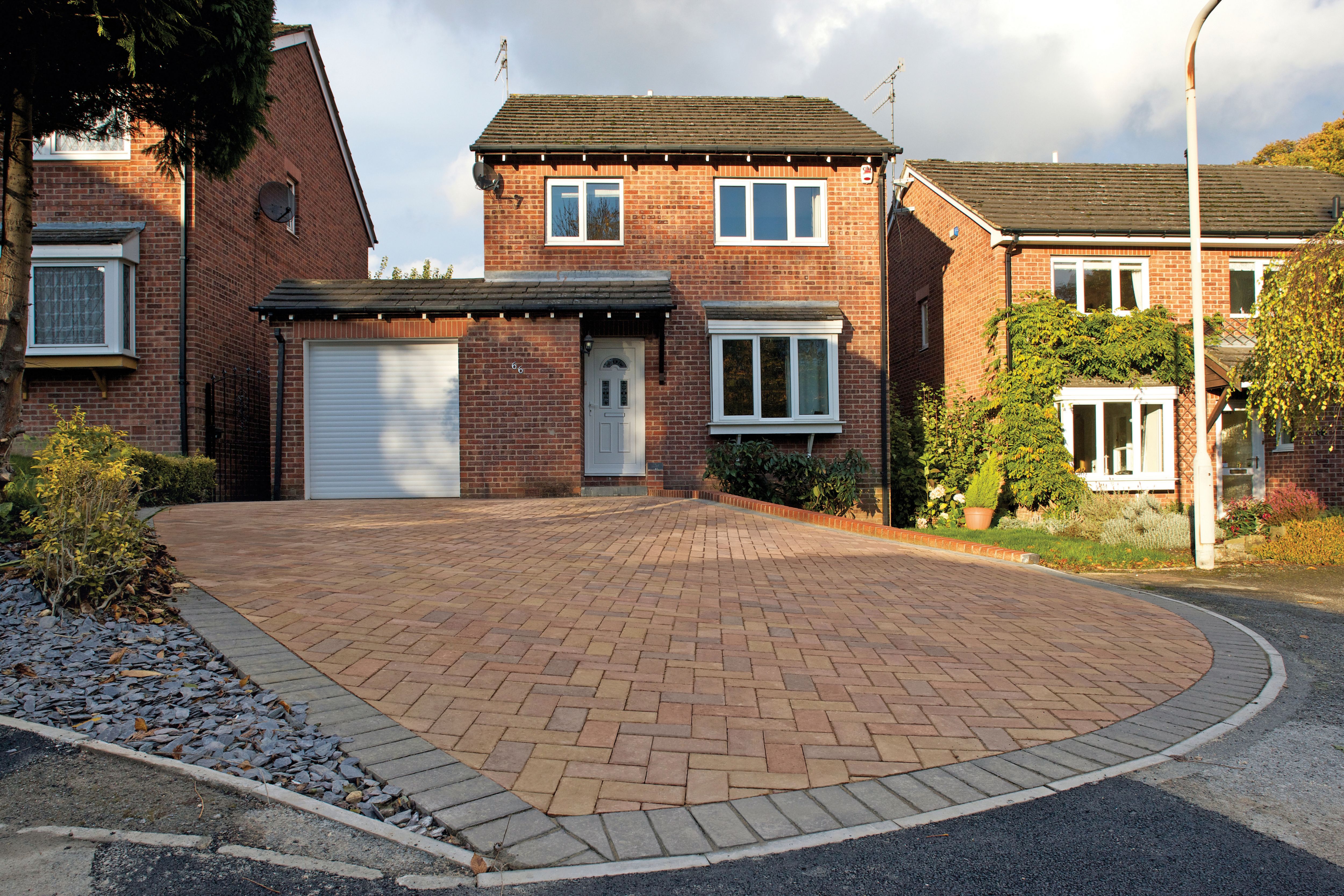 Marshalls Driveway Sunrise Block Paving Pack - 200 x 100 x 50mm - Pack of 488