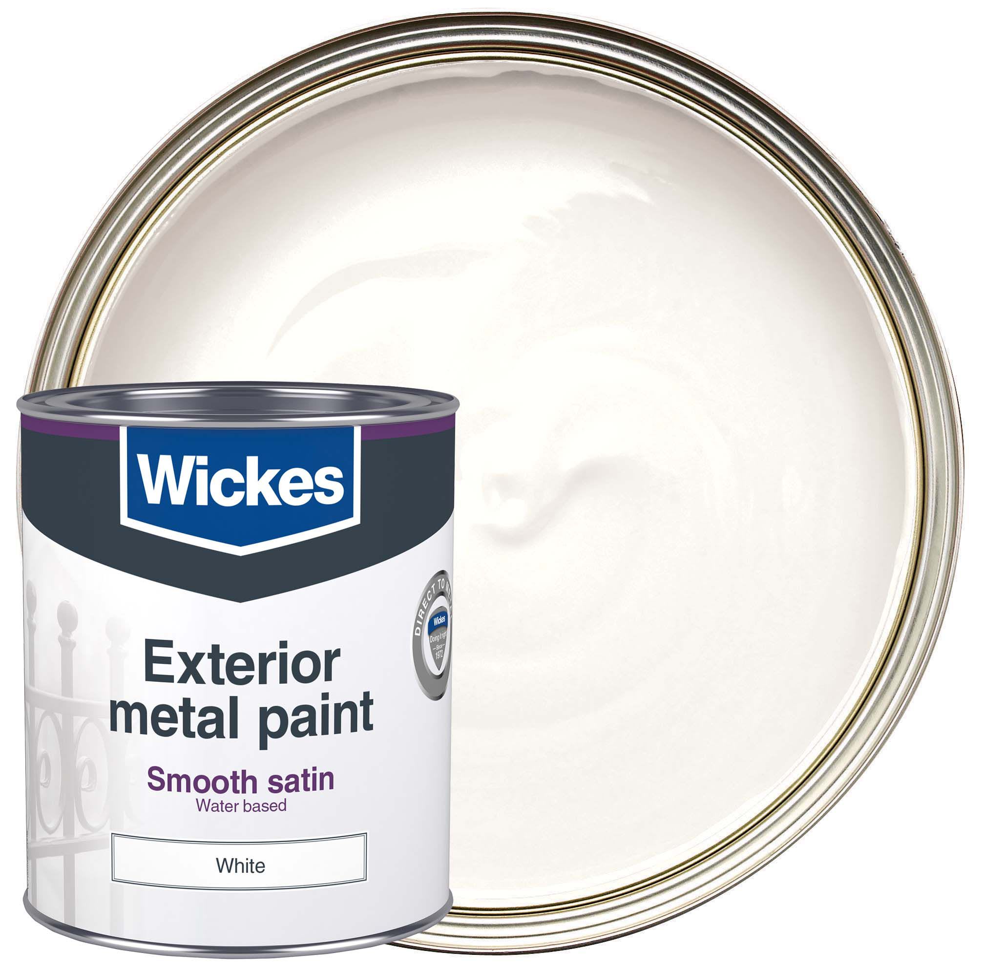 Wickes Smooth Finish Metal Paint Satin White 750ml Wickes.co.uk