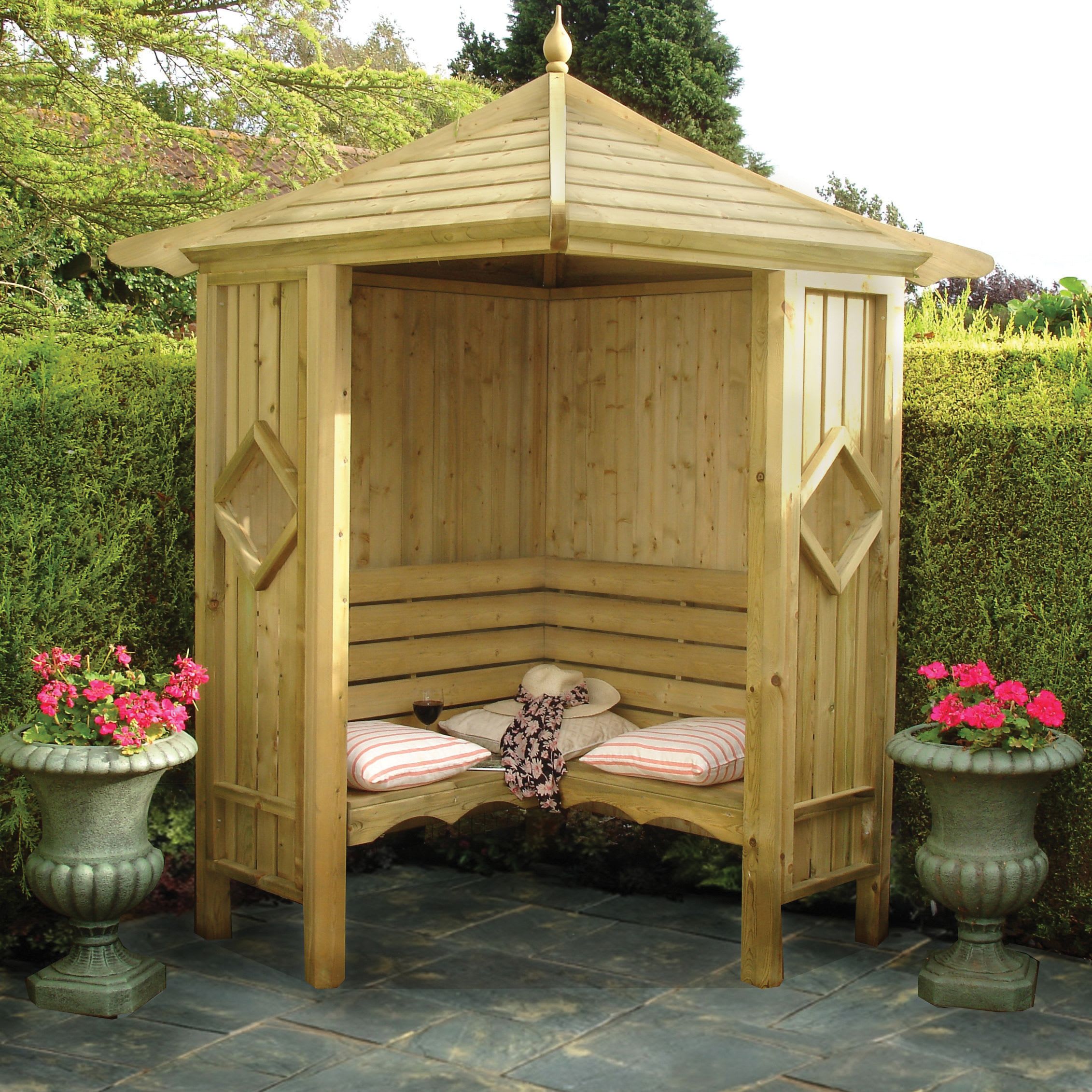 Wickes Corner Garden Arbour 1250 x 1250mm Wickes.co.uk