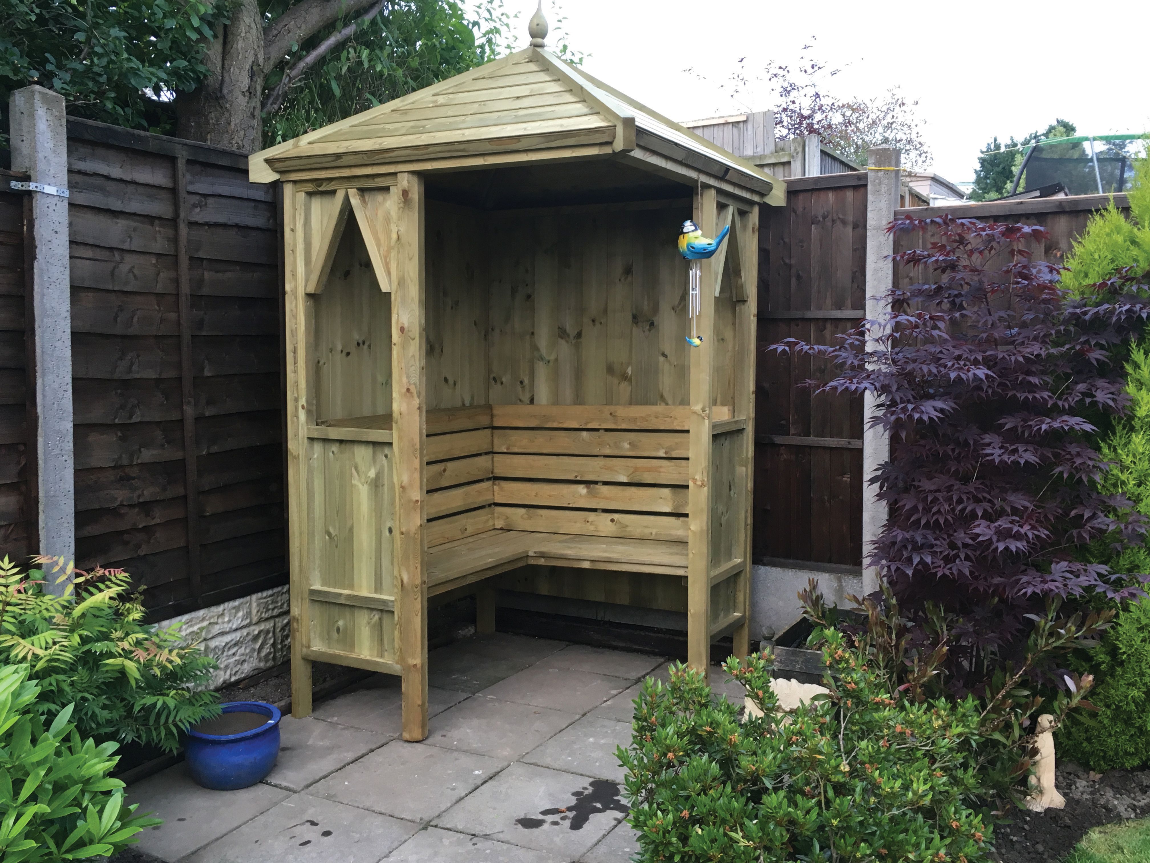 Wickes Honeysuckle Corner Garden Arbour - 1250 x 1250mm