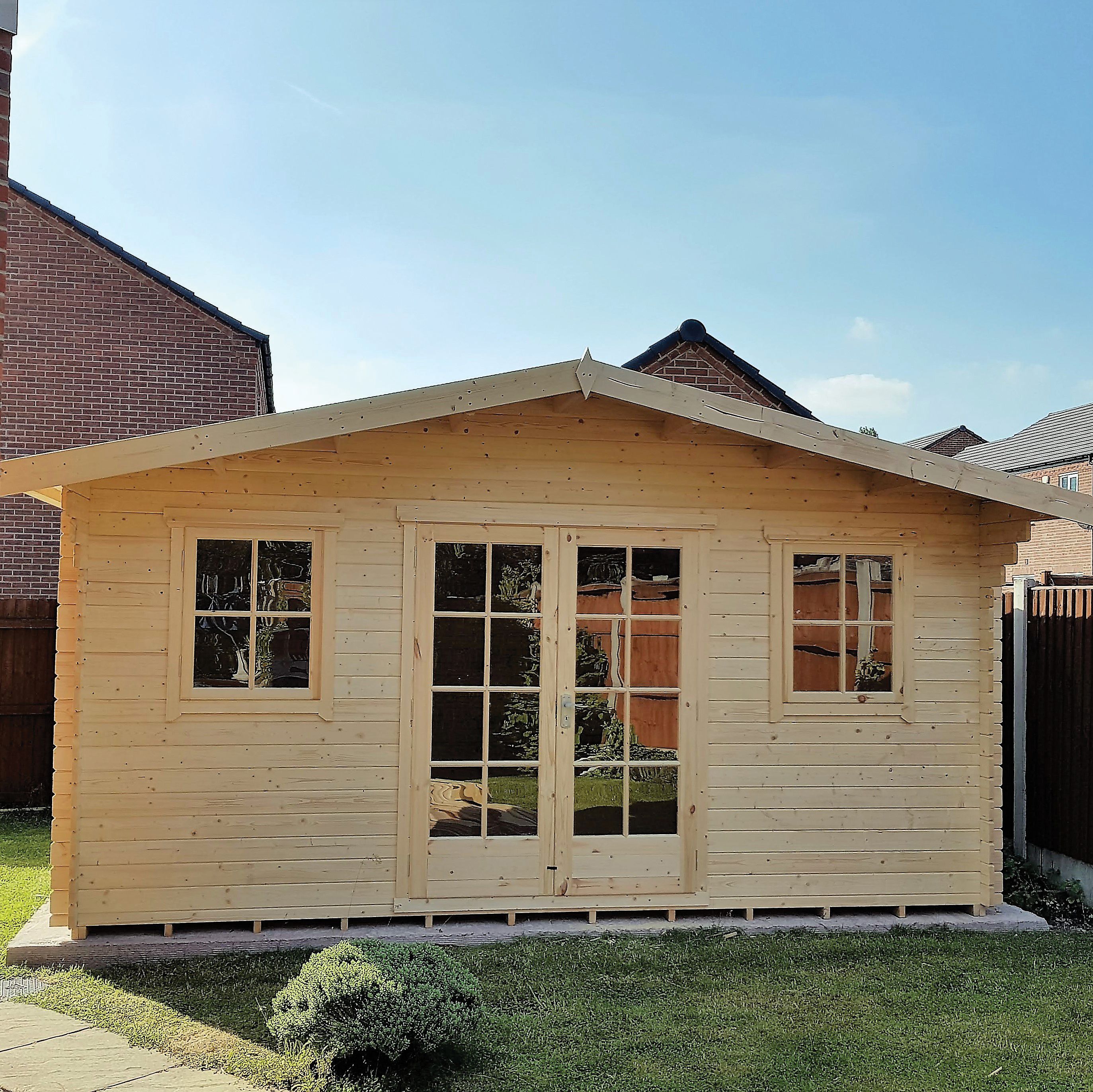 Image of Shire Clipstone 14 x 14ft Double Door Log Cabin with Assembly