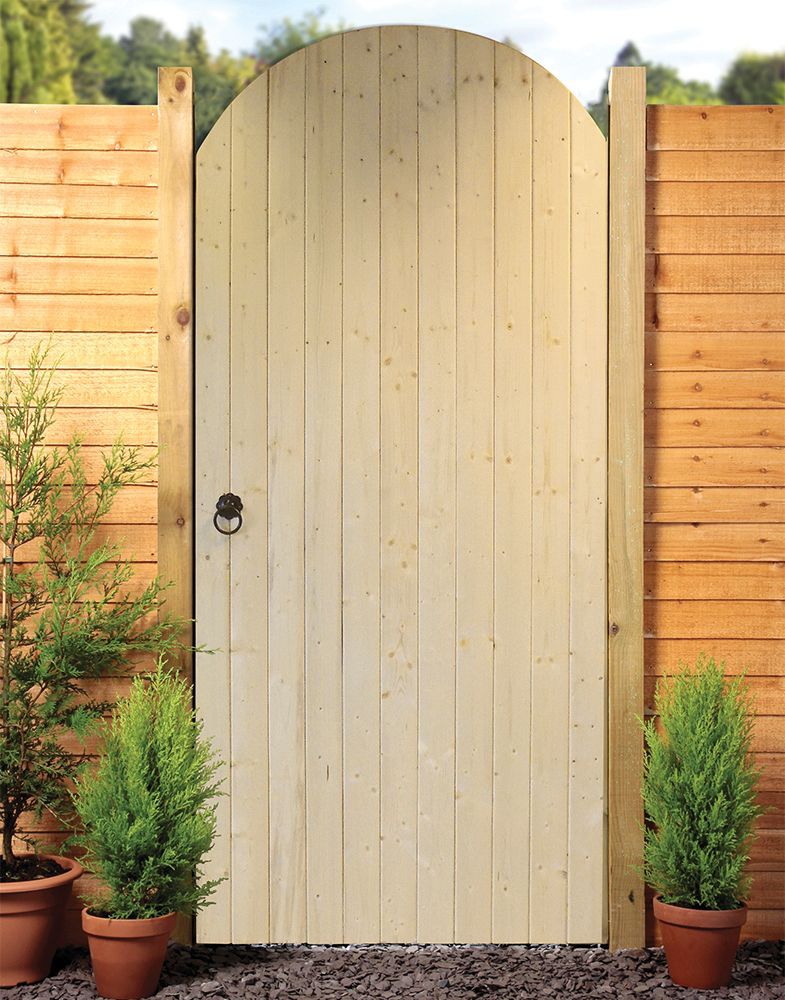 Wickes Ledged & Braced Arched Top Timber Gate Kit - 990 x 1981 mm