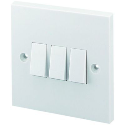 Image of Wickes 10 Amp 3 Gang 2 Way Light Switch - White