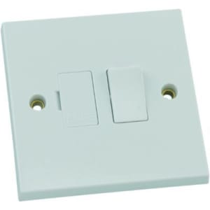 Wickes 13 Amp Switched Spur - Polished