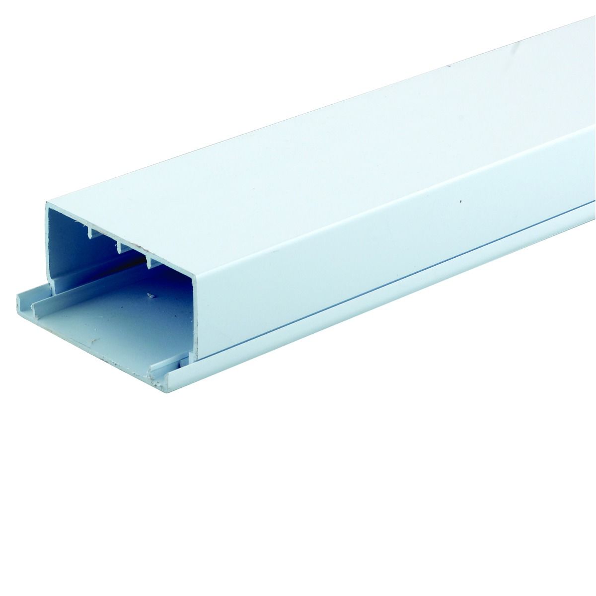 Image of TTE White Maxi Trunking - 100 x 50 x 2000mm