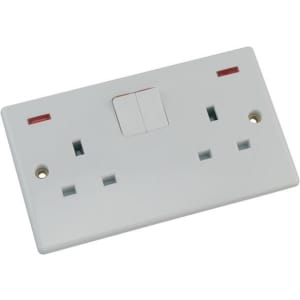 Schneider Ultimate 13A Twin Switched Socket with Neon - White