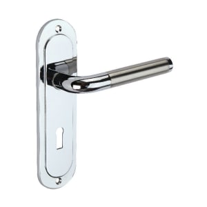 Wickes Vittore Locking Door Handle - Polished Chrome & Matt 1 Pair
