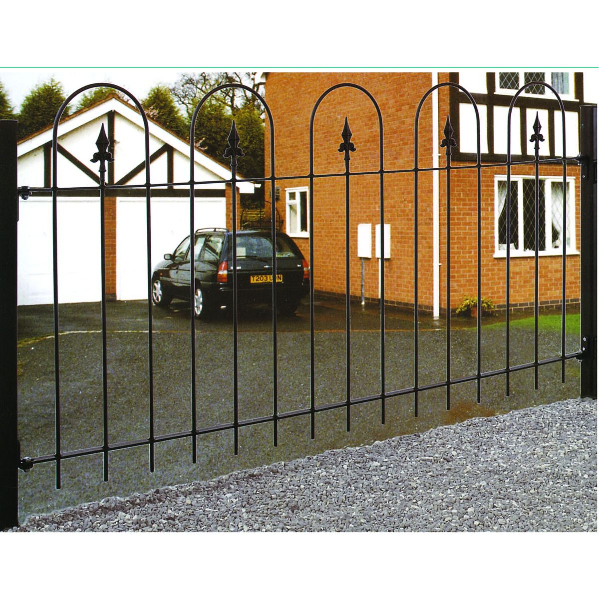 Image of Wickes Kensington Metal Railing - 914 x 1830mm