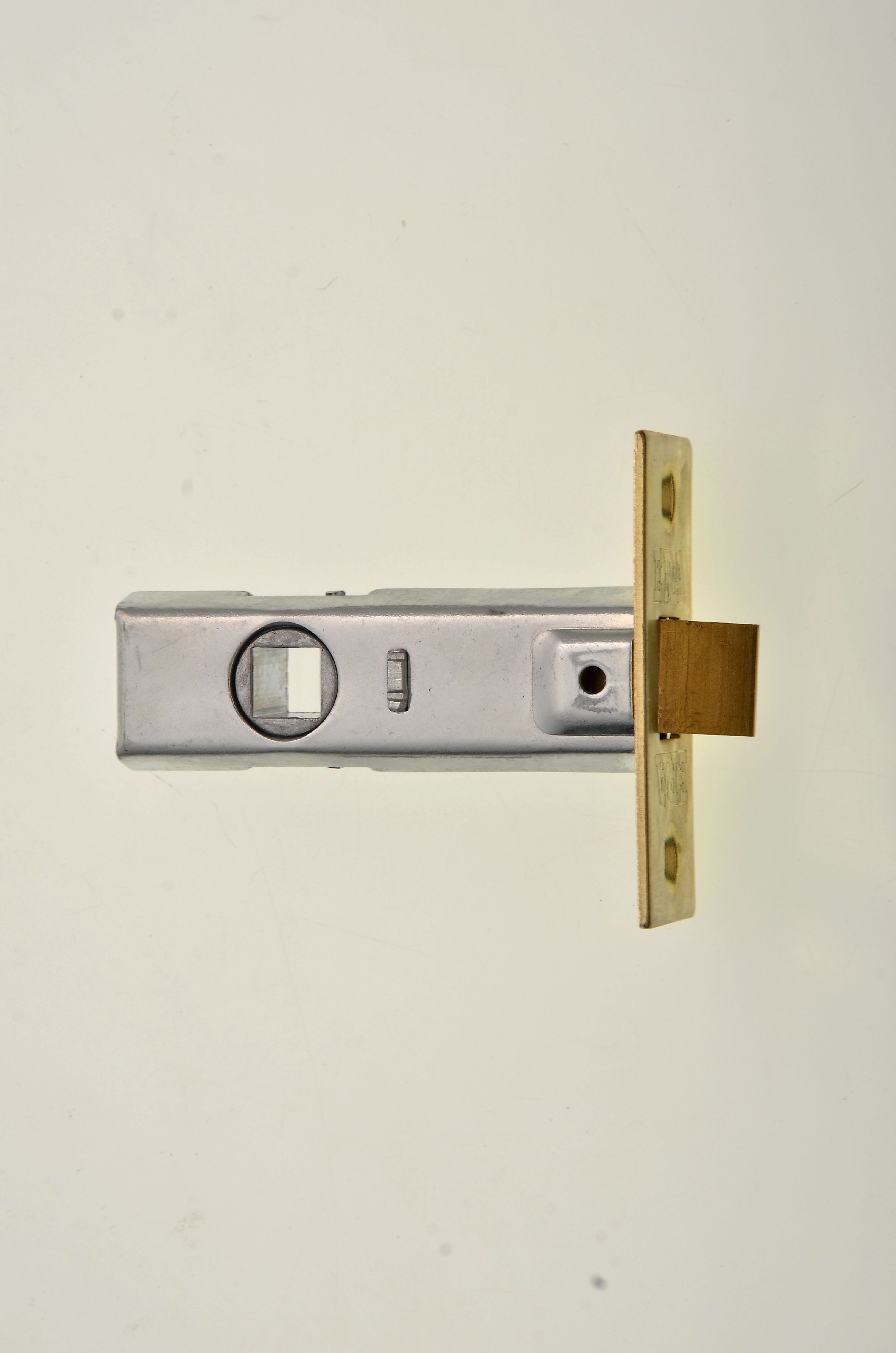 Image of Wickes Tubular Door Latch - Brass 64mm