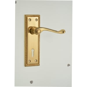 Wickes Cheshire Georgian Scroll Locking Door Handle - Polished Brass 1 Pair